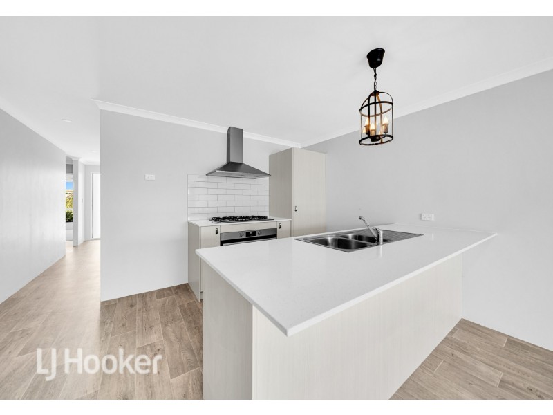 6 Urobilin Loop, Eglinton WA 6034