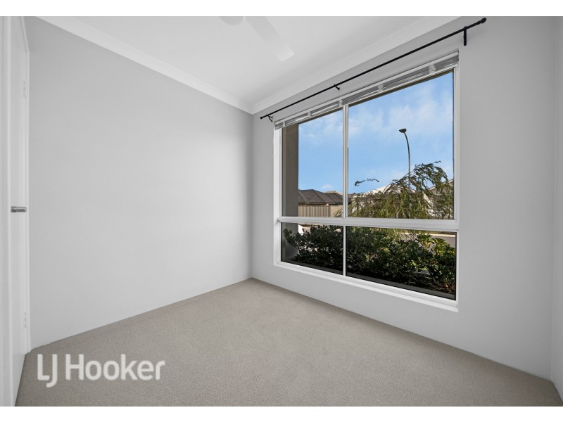 6 Urobilin Loop, Eglinton WA 6034