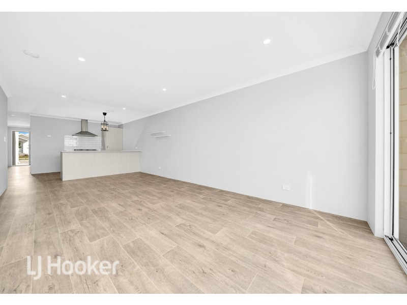 6 Urobilin Loop, Eglinton WA 6034