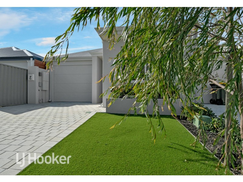 6 Urobilin Loop, Eglinton WA 6034