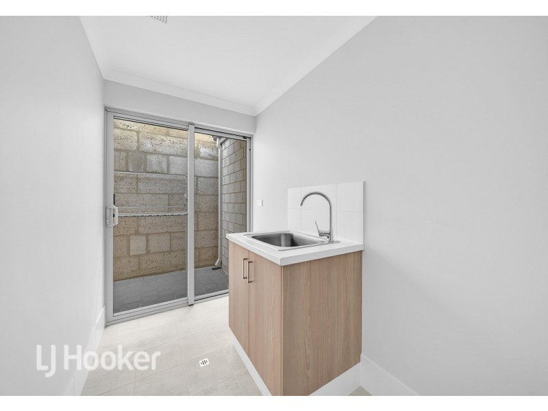 31 Aduro St, Eglinton WA 6034