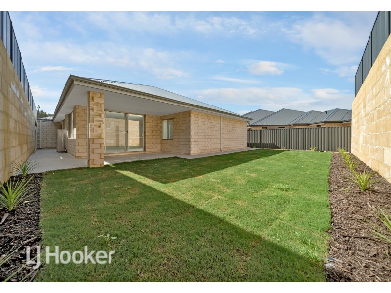 31 Aduro St, Eglinton WA 6034