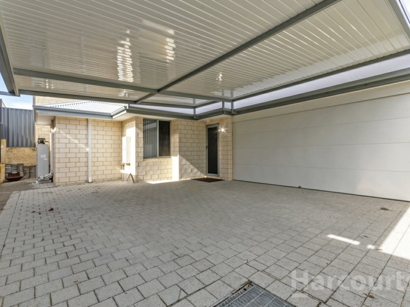 33 Impressions Drive, Eglinton WA 6034