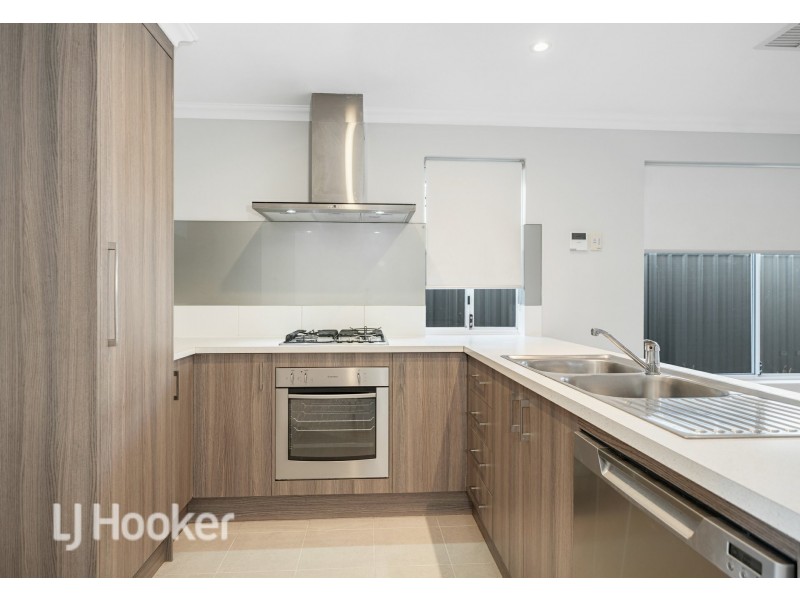 164 Grandis Boulevard, Banksia Grove WA 6031