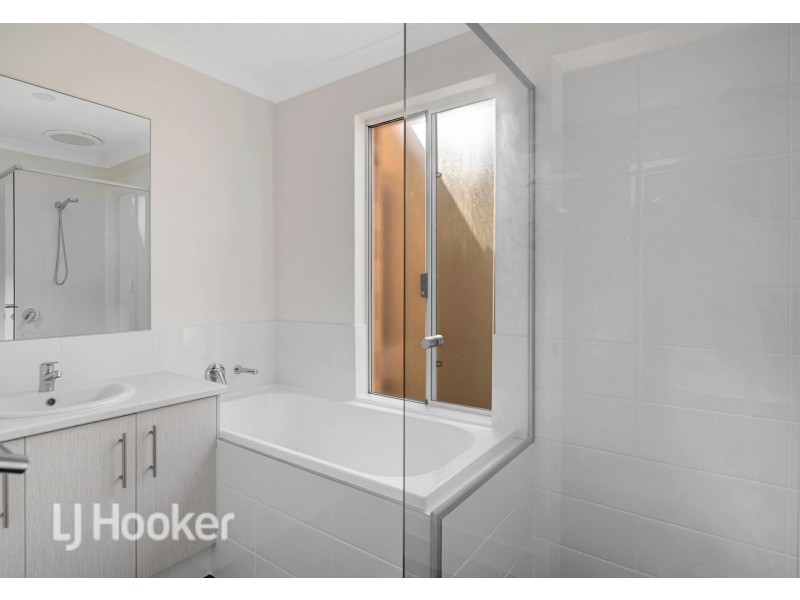 16 Coasting Road, Alkimos WA 6038