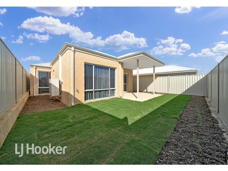 16 Coasting Road, Alkimos WA 6038