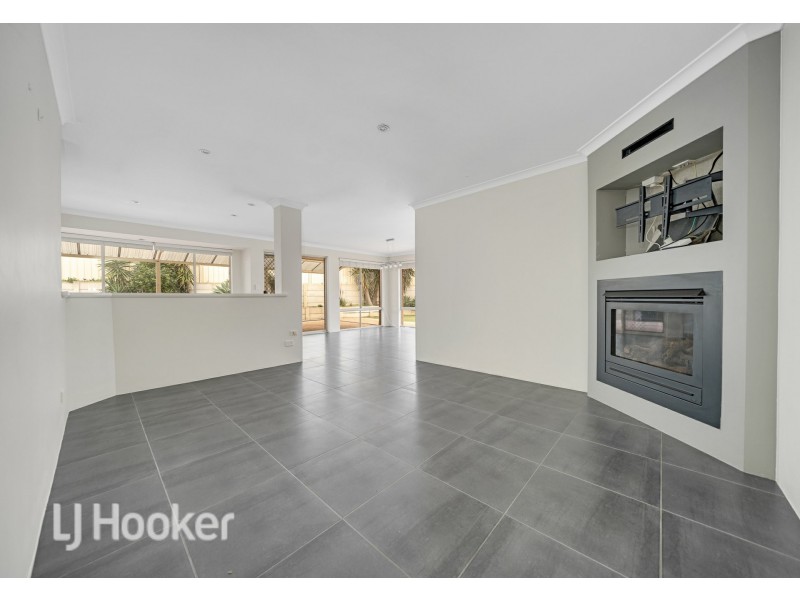 40 Fisherton Circuit, Kinross WA 6028