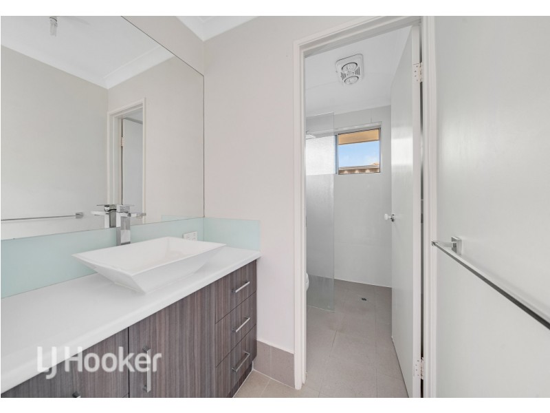 40 Fisherton Circuit, Kinross WA 6028