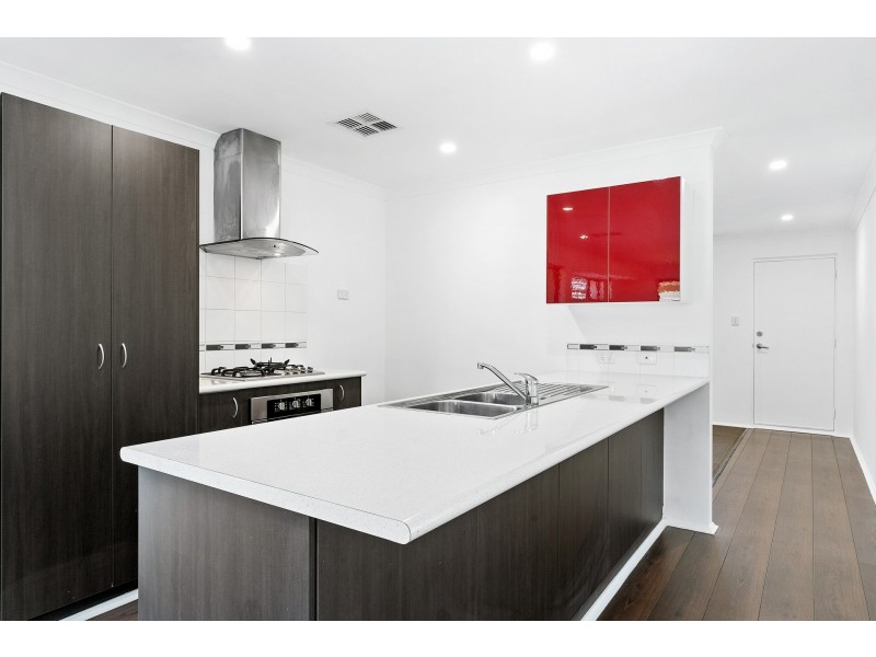 35 Grandis Boulevard, Banksia Grove WA 6031