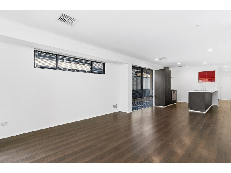 35 Grandis Boulevard, Banksia Grove WA 6031