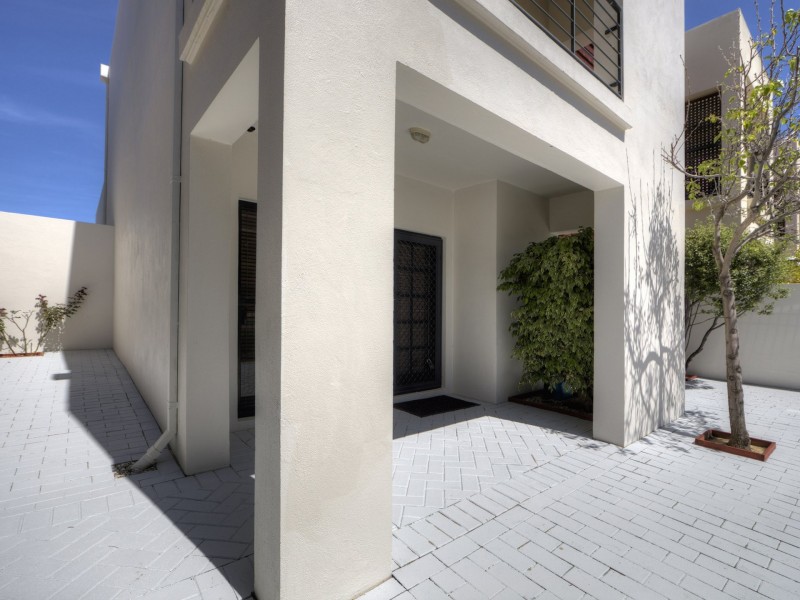 493 Lakeside Drive, Joondalup WA 6027