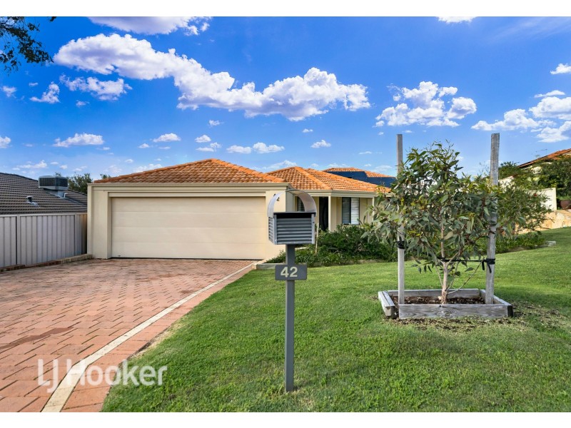 42 Coatbridge Circuit, Kinross WA 6028