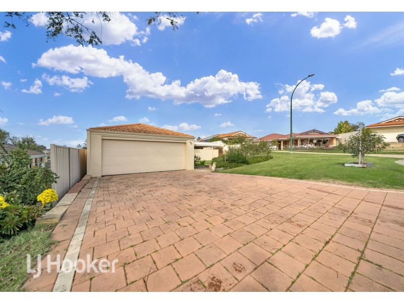 42 Coatbridge Circuit, Kinross WA 6028