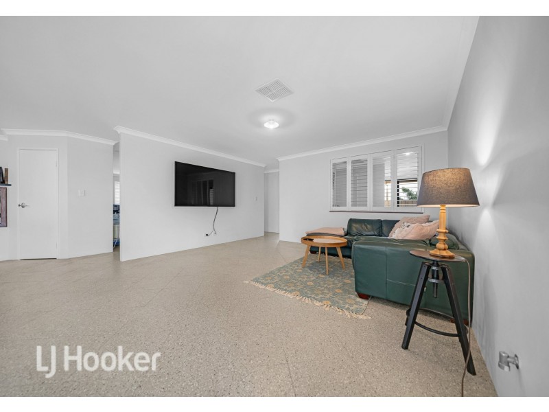 42 Coatbridge Circuit, Kinross WA 6028