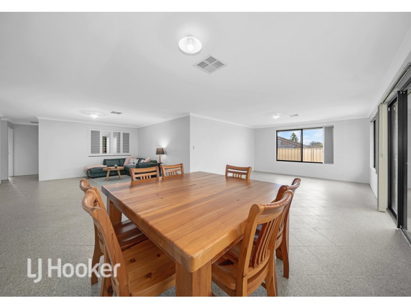 42 Coatbridge Circuit, Kinross WA 6028