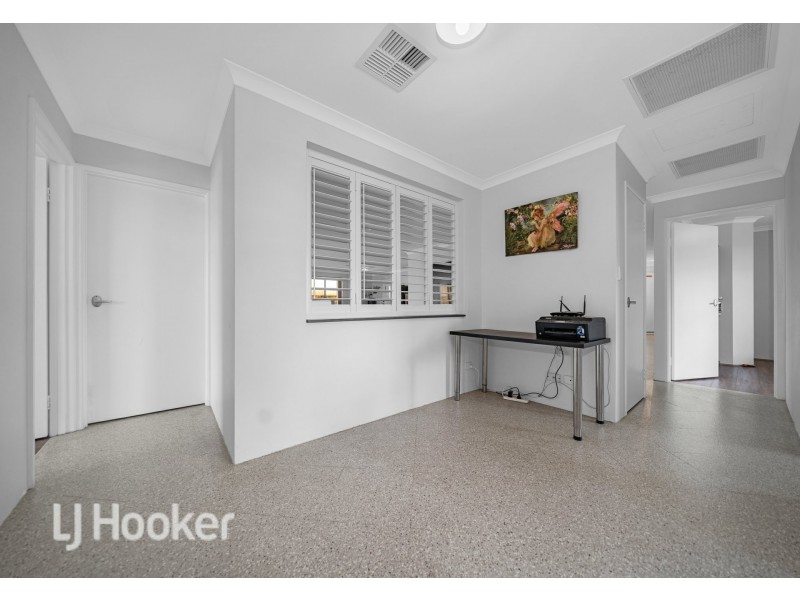 42 Coatbridge Circuit, Kinross WA 6028