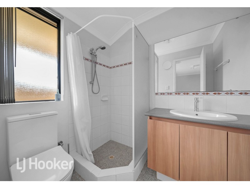 42 Coatbridge Circuit, Kinross WA 6028