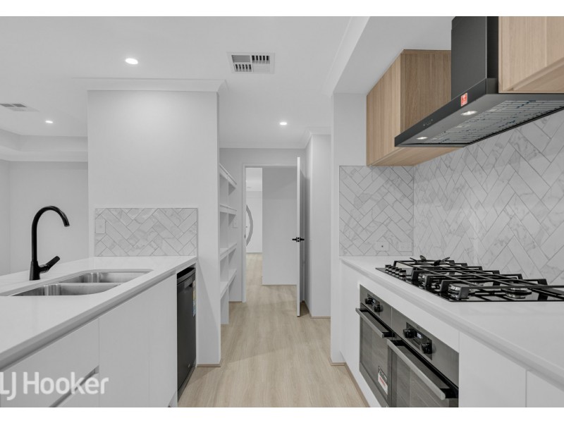 21 Capilano Avenue, Yanchep WA 6035