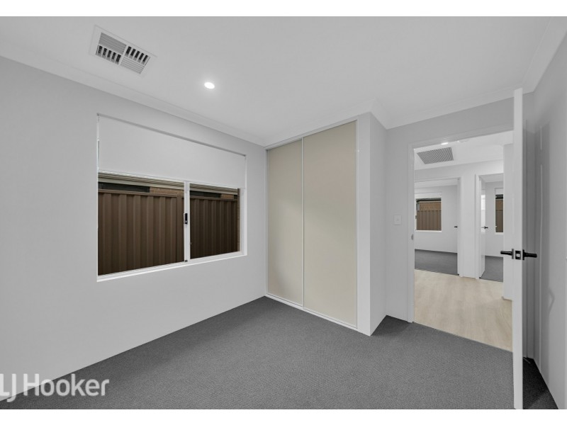 21 Capilano Avenue, Yanchep WA 6035