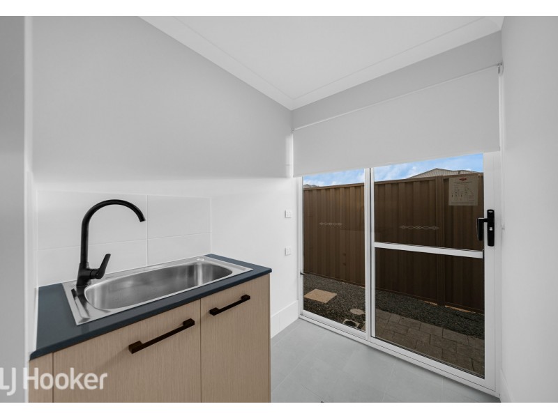 21 Capilano Avenue, Yanchep WA 6035