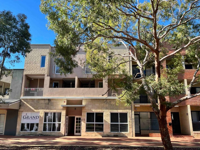 Unit 3/77 Grand Boulevard, Joondalup WA 6027