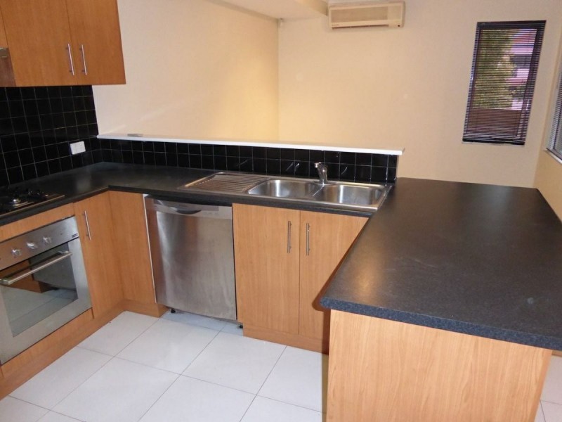 Unit 3/77 Grand Boulevard, Joondalup WA 6027