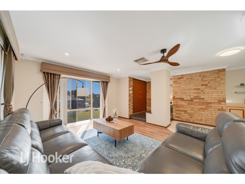 1 Apalie Trail, Edgewater WA 6027