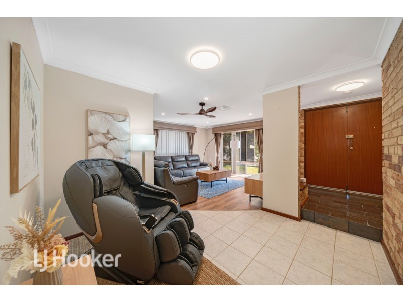 1 Apalie Trail, Edgewater WA 6027