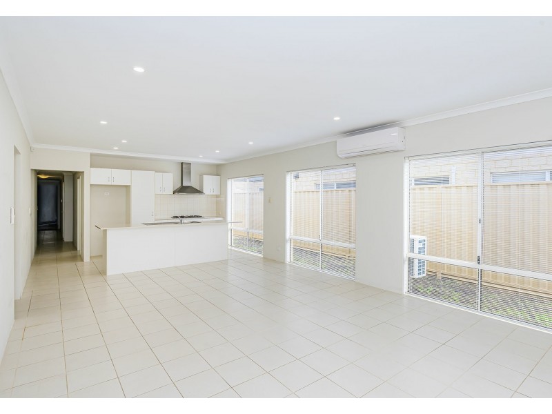 6 Benfleet Drive, Butler WA 6036