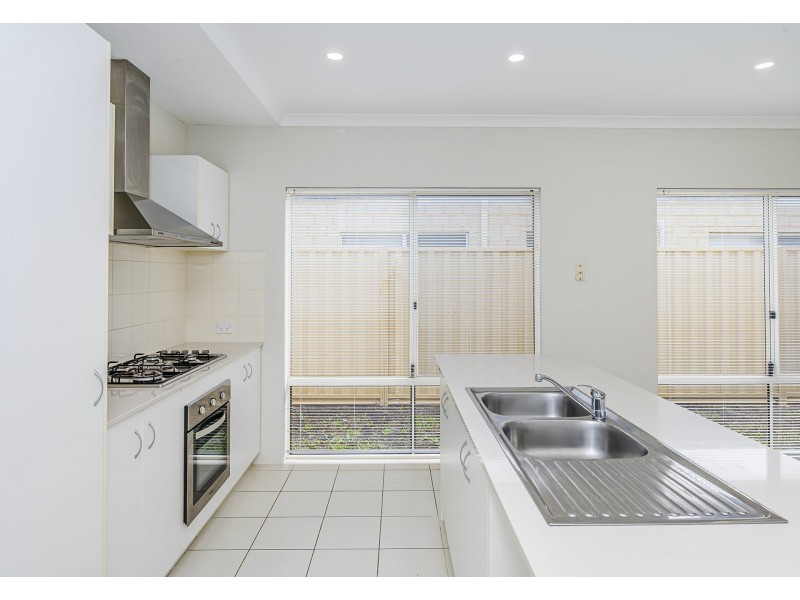 6 Benfleet Drive, Butler WA 6036