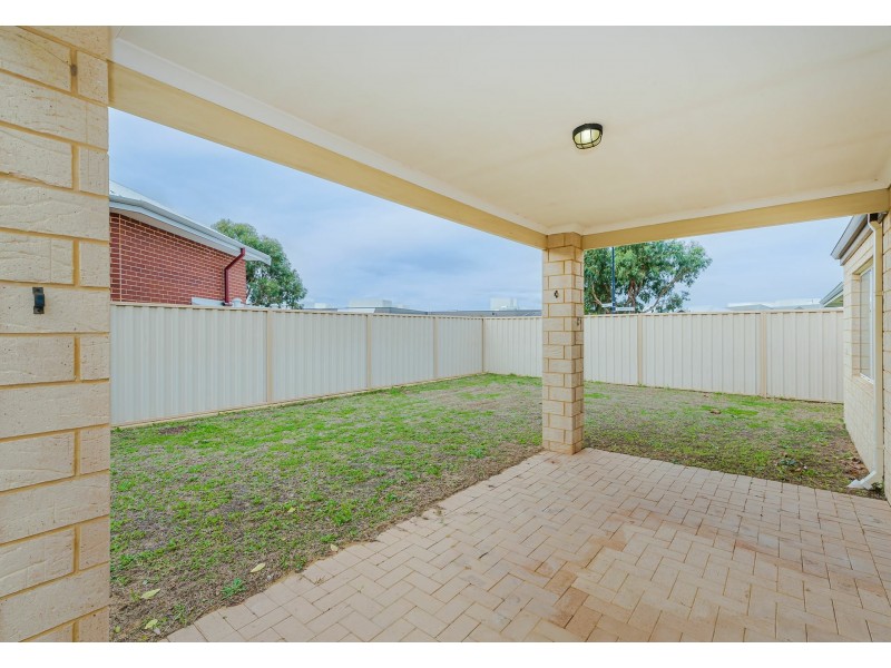 6 Benfleet Drive, Butler WA 6036