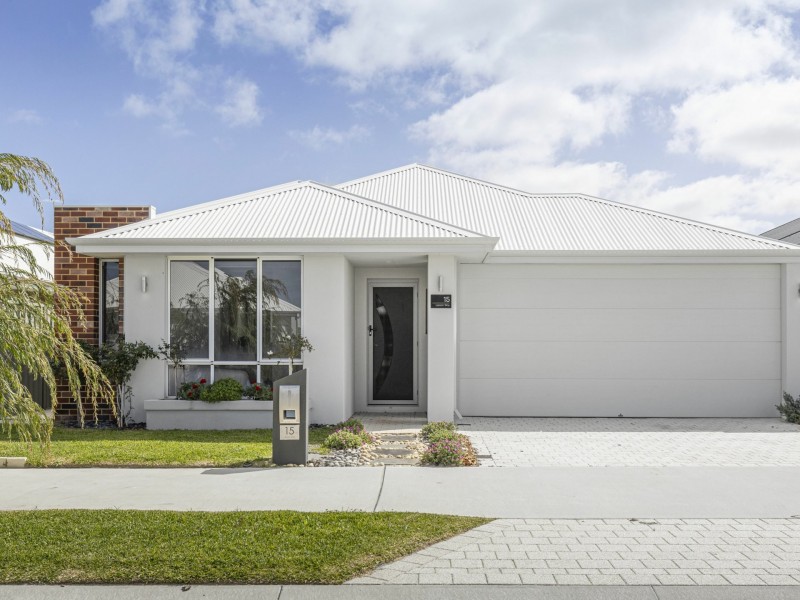 15 Lipson Way, Eglinton WA 6034