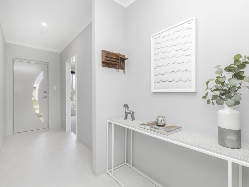 15 Lipson Way, Eglinton WA 6034