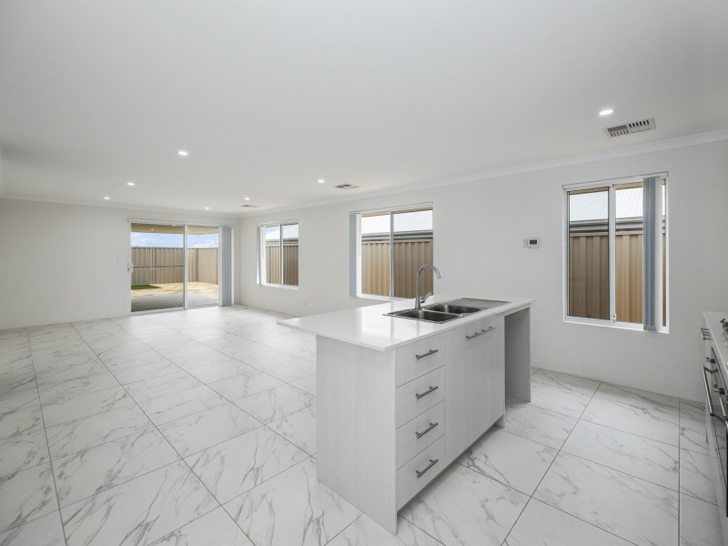 5 Lexicon Road, Yanchep WA 6035