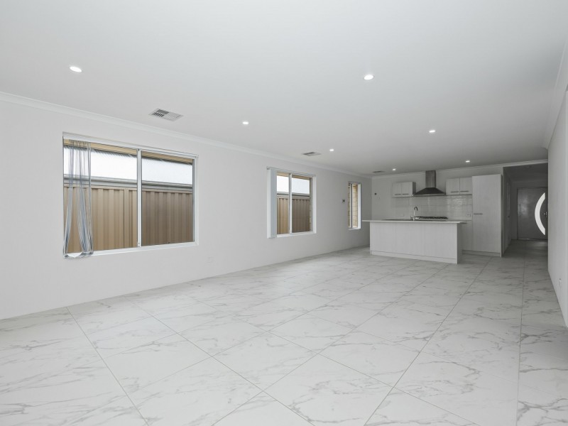 5 Lexicon Road, Yanchep WA 6035