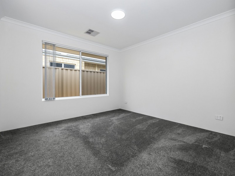 5 Lexicon Road, Yanchep WA 6035