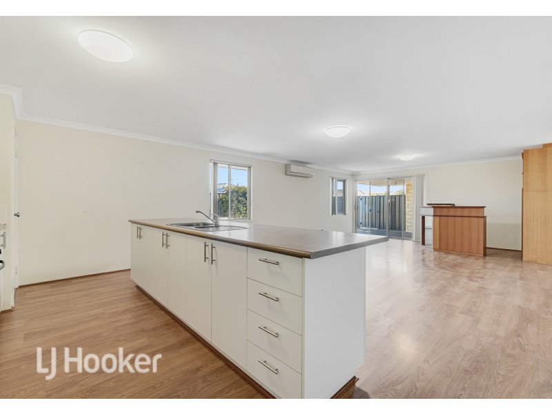 9 Montane Turn, Banksia Grove WA 6031