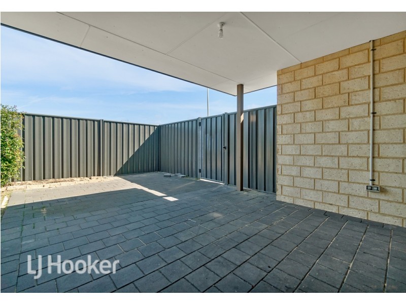 9 Montane Turn, Banksia Grove WA 6031