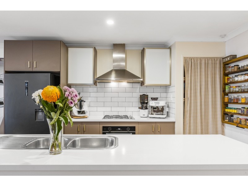 16 Rathkeale Boulevard, Ridgewood WA 6030