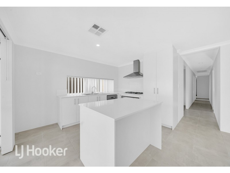 8 Tapin Street, Yanchep WA 6035