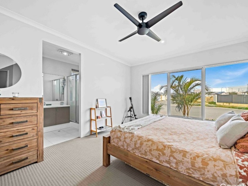 19 Dargie Way, Alkimos WA 6038