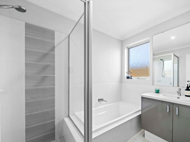 19 Dargie Way, Alkimos WA 6038