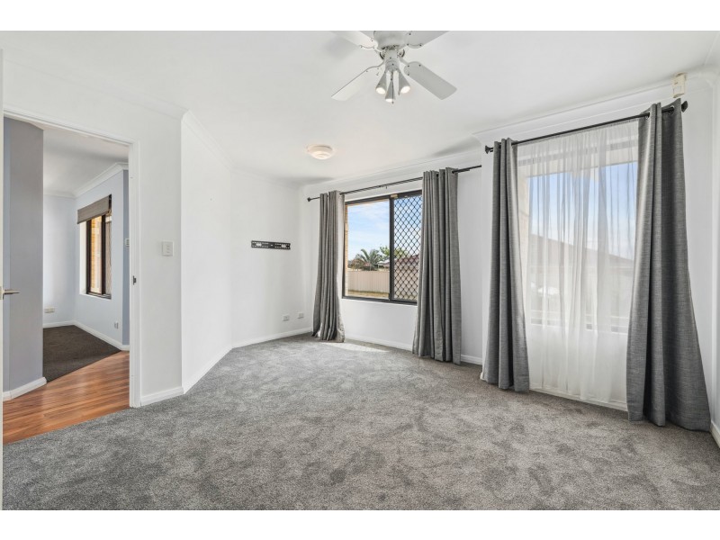 28 Dundaff Turn, Kinross WA 6028