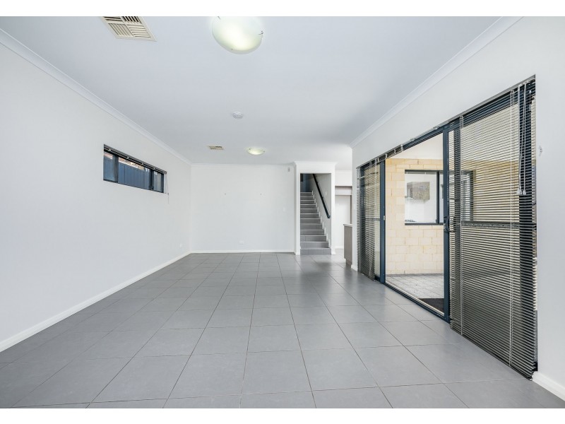 2A Tyson Place, Quinns Rocks WA 6030