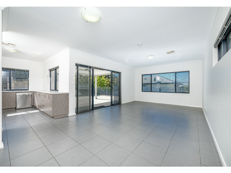 2A Tyson Place, Quinns Rocks WA 6030