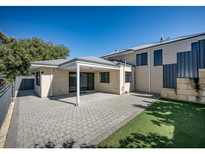 2A Tyson Place, Quinns Rocks WA 6030