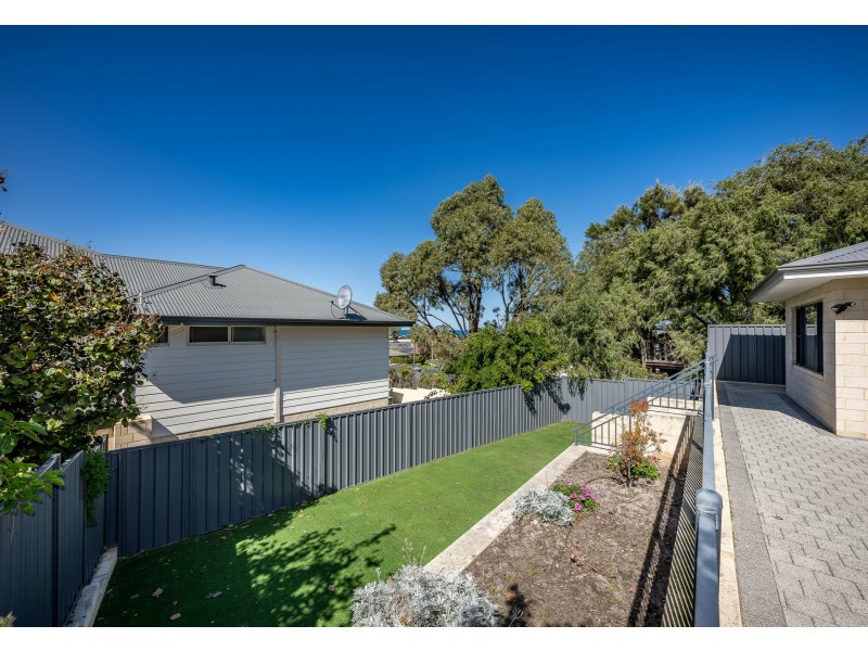 2A Tyson Place, Quinns Rocks WA 6030