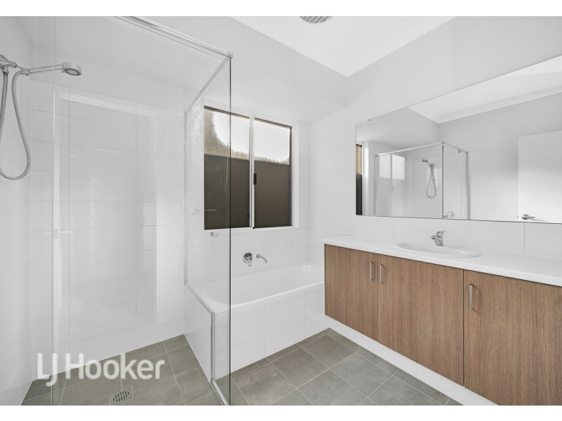 15 Cerulean Drive, Eglinton WA 6034