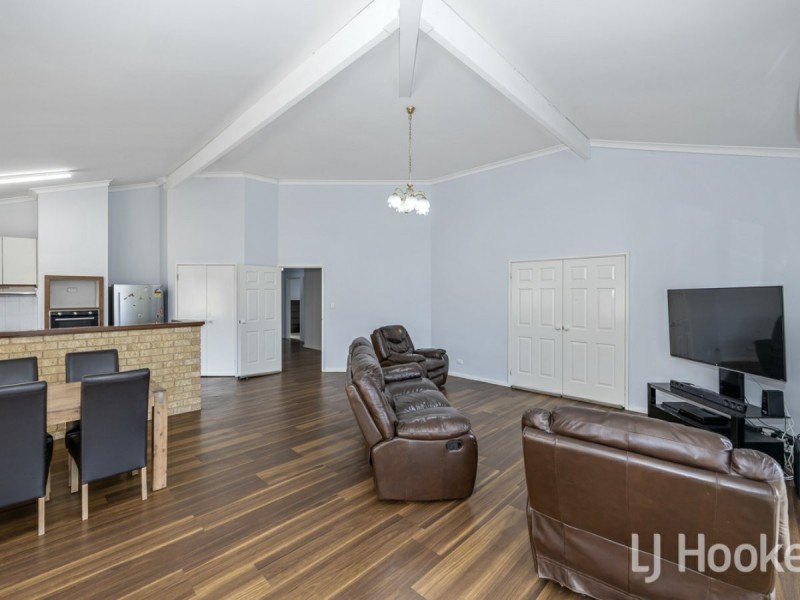 2 Oceanside Promenade, Mullaloo WA 6027