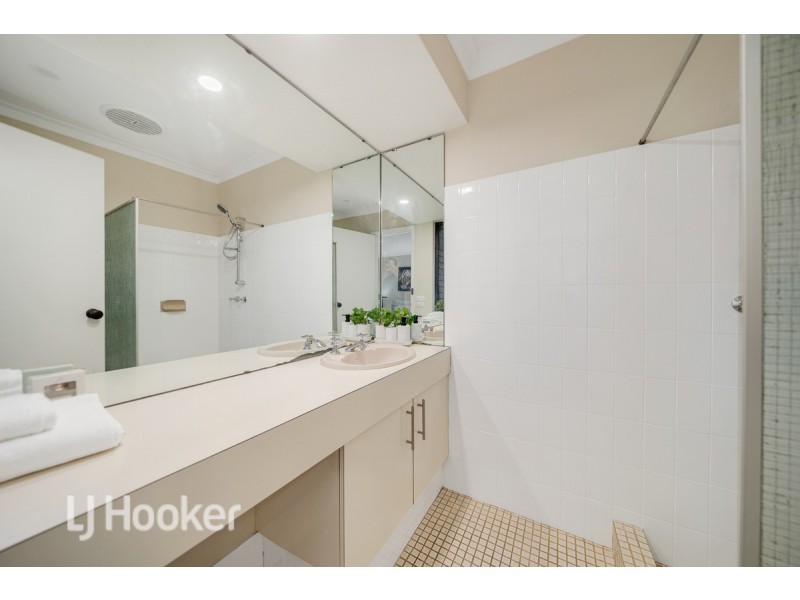 27 Allerton Way, Booragoon WA 6154